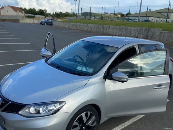 Nissan Pulsar Hatchback, Diesel, 2016, Silver