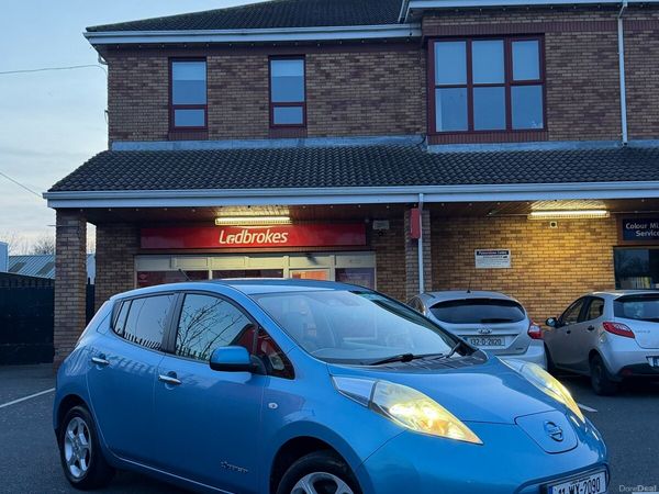 Nissan Leaf Hatchback, Electric, 2011, Blue