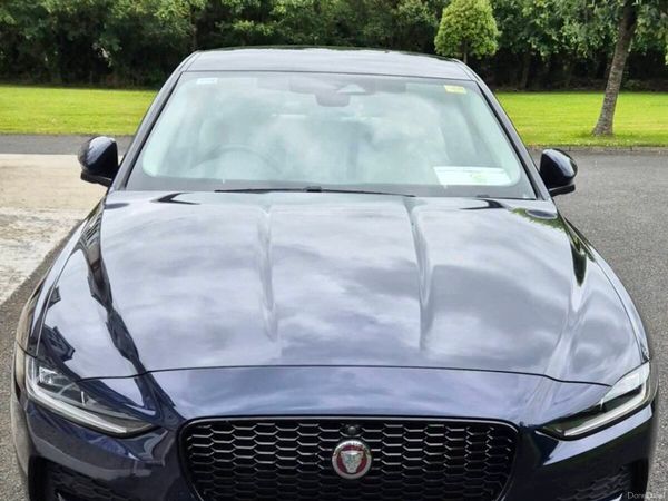 Jaguar XE Saloon, Diesel, 2021, Blue