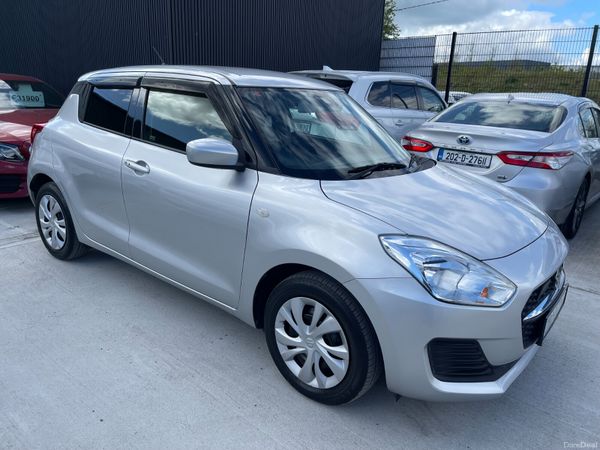 Suzuki Swift Hatchback, Petrol, 2020, Silver