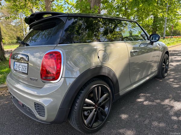 Mini Cooper Hatchback, Petrol, 2020, Grey