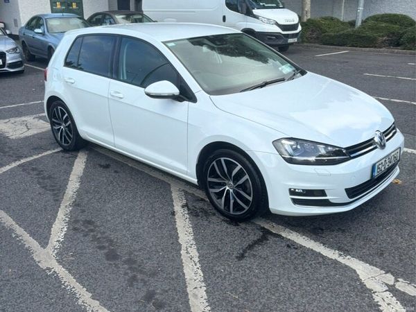 Volkswagen Golf Hatchback, Petrol, 2015, White