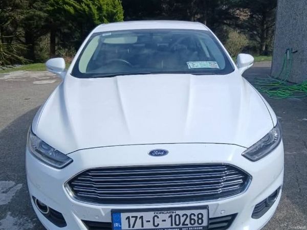 Ford Mondeo Hatchback, Diesel, 2017, White