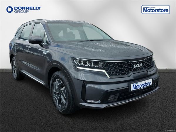 Kia Sorento SUV, Petrol Hybrid, 2022, Grey