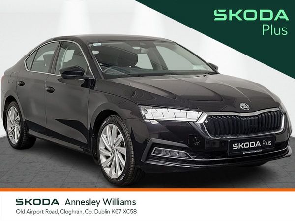Skoda Octavia Saloon, Petrol, 2024, Black