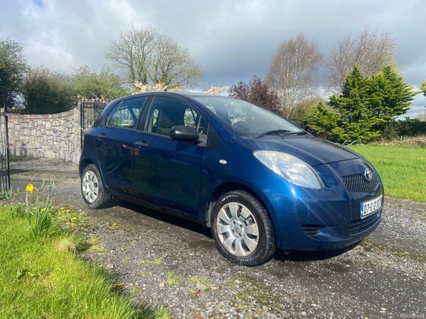 Toyota Yaris Hatchback, Petrol, 2007, Blue