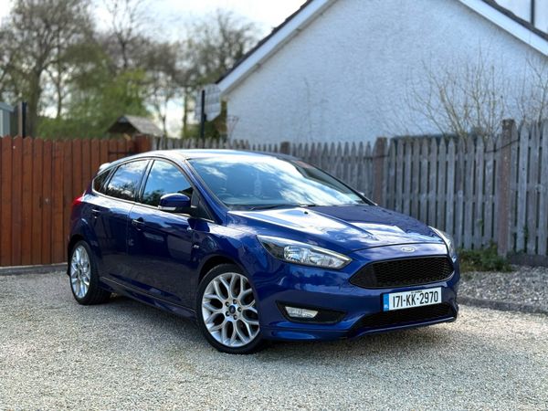 Ford Focus Hatchback, Petrol, 2017, Blue