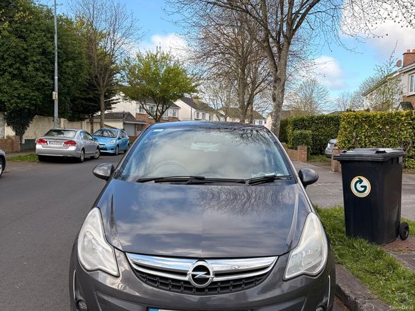 Opel Corsa Hatchback, Petrol, 2012, Grey