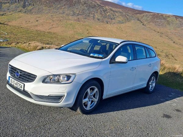 Volvo V60 Estate, Diesel, 2015, White