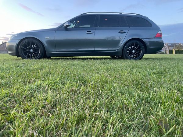 BMW 5-Series Estate, Diesel, 2008, Grey