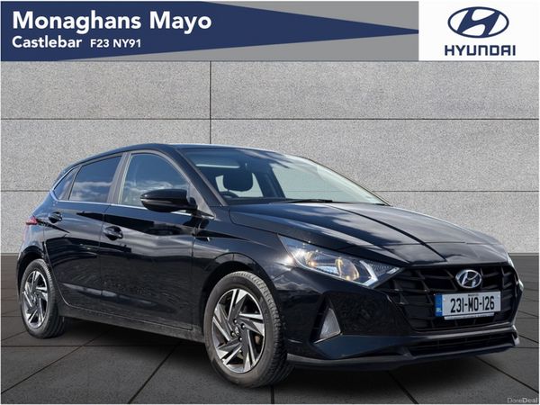Hyundai i20 Hatchback, Petrol, 2023, Black