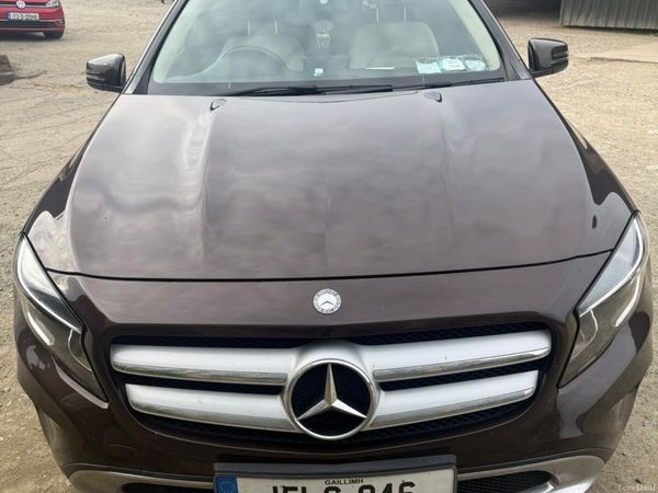 Mercedes-Benz GLA SUV, Diesel, 2015, Brown