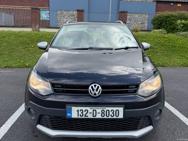 Volkswagen Polo Hatchback, Diesel, 2013, Black