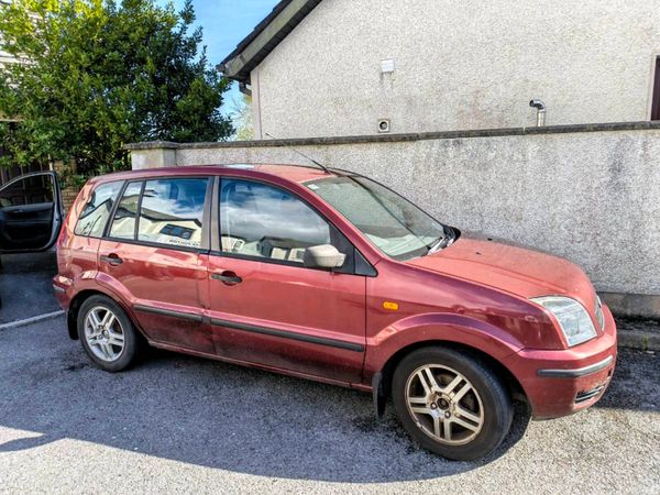 Ford Fusion Hatchback, Diesel, 2003, Red