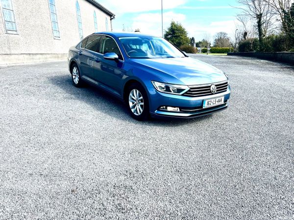Volkswagen Passat Saloon, Diesel, 2016, Blue