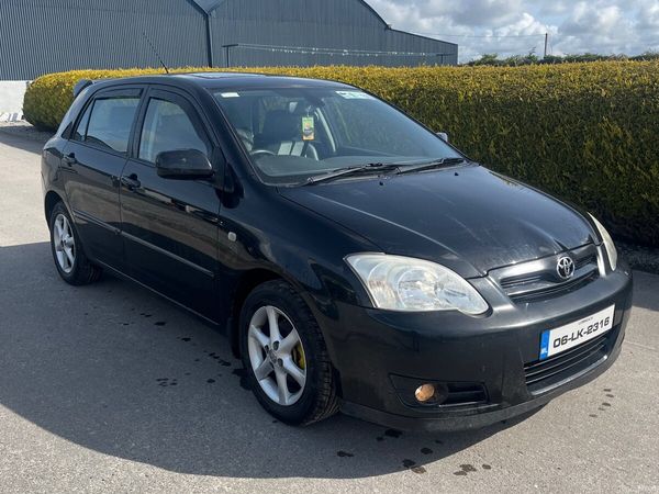 Toyota Corolla Hatchback, Petrol, 2006, Black