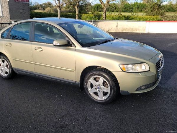 Volvo S40 Saloon, Petrol, 2007, Green