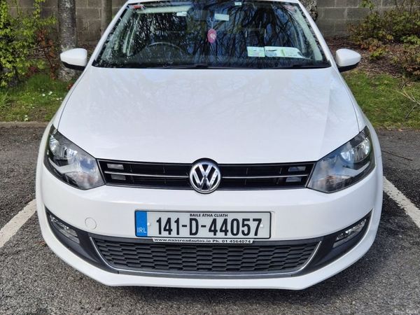 Volkswagen Polo Hatchback, Petrol, 2014, White