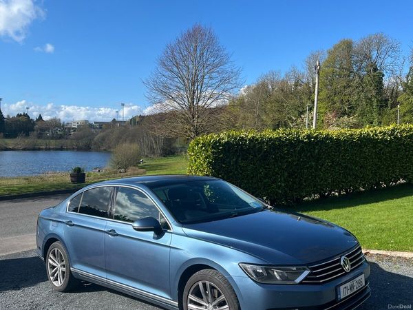 Volkswagen Passat Saloon, Diesel, 2017, Blue