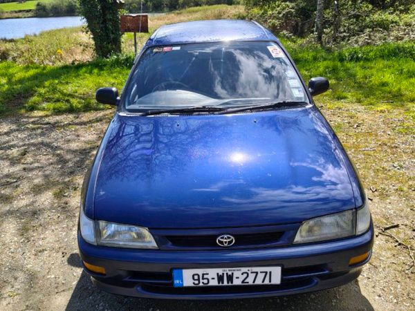 Toyota Corolla Hatchback, Petrol, 1995, Blue
