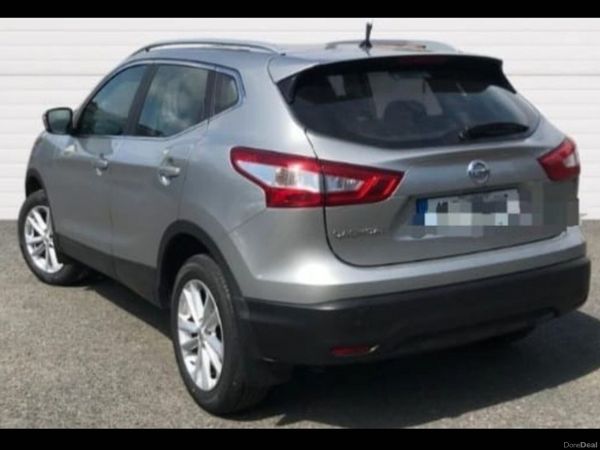 Nissan Qashqai Hatchback, Diesel, 2016, Silver