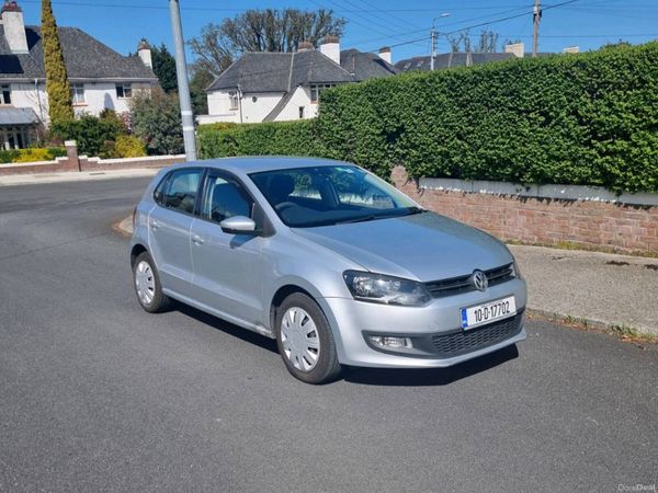 Volkswagen Polo Hatchback, Petrol, 2010, Silver