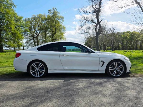 BMW 4-Series Coupe, Petrol, 2015, White