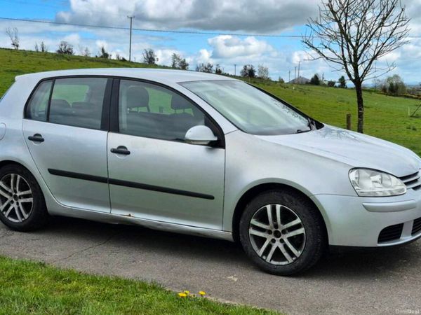 Volkswagen Golf Hatchback, Petrol, 2004, Silver