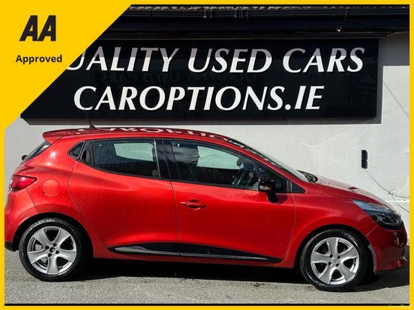 Renault Clio Hatchback, Petrol, 2016, Red