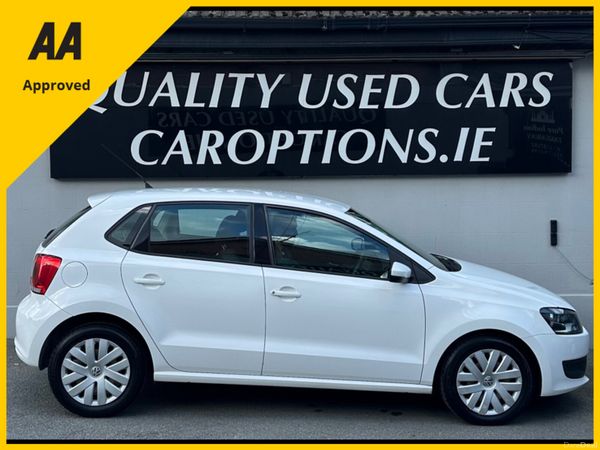 Volkswagen Polo Hatchback, Petrol, 2014, White