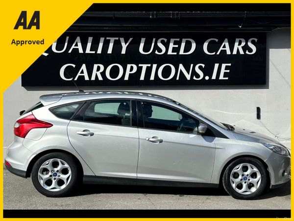 Ford Focus Hatchback, Diesel, 2011, Silver