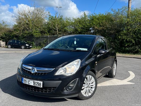 Opel Corsa Hatchback, Petrol, 2011, Black