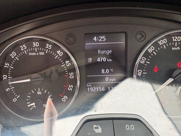 Skoda Rapid Saloon, Diesel, 2014, Grey