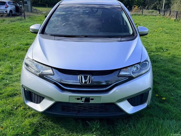 Honda Fit Hatchback, Petrol Hybrid, 2015, Silver