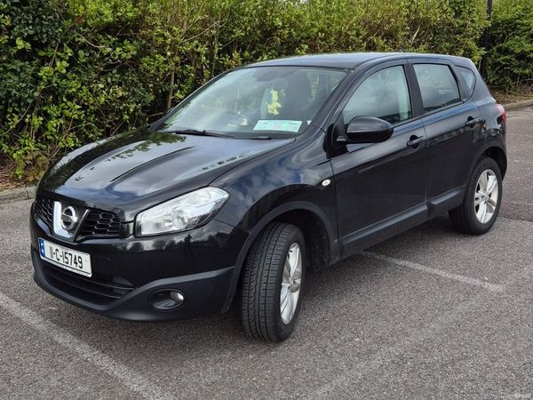 Nissan Qashqai Hatchback, Diesel, 2011, Black