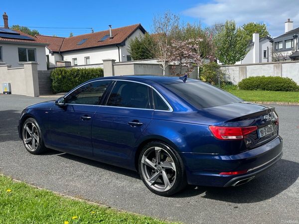 Audi A4 Saloon, Diesel, 2019, Blue