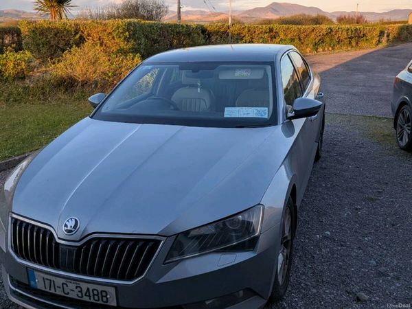 Skoda Superb Saloon, Diesel, 2017, Grey