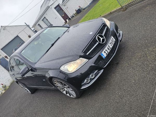 Mercedes-Benz C-Class Saloon, Diesel, 2011, Black
