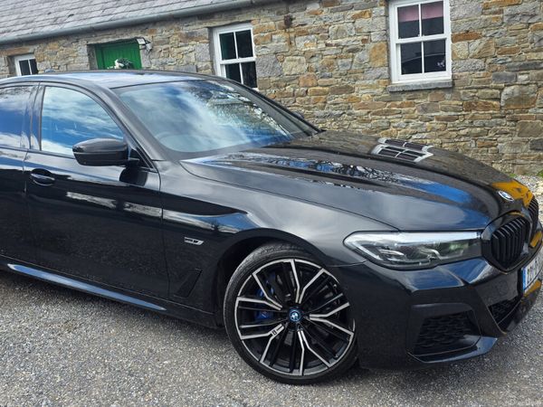 BMW 5-Series Saloon, Petrol Plug-in Hybrid, 2022, Black