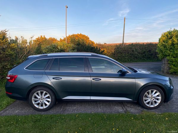 Skoda Superb Estate, Diesel, 2017, Grey