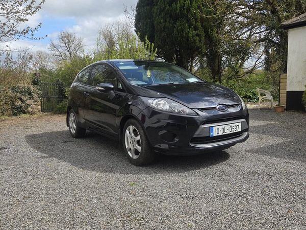 Ford Fiesta Hatchback, Petrol, 2010, Black