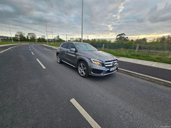 Mercedes-Benz GLA SUV, Diesel, 2017, Grey