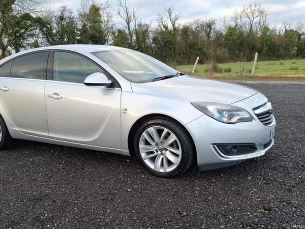 Vauxhall Insignia Hatchback, Diesel, 2016, Silver