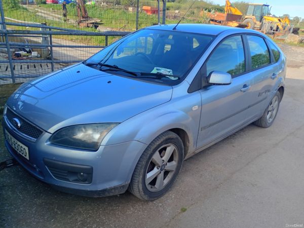 Ford Focus Hatchback, Petrol, 2006, Blue