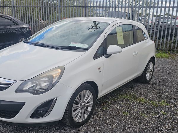 Vauxhall Corsa Hatchback, Petrol, 2014, White