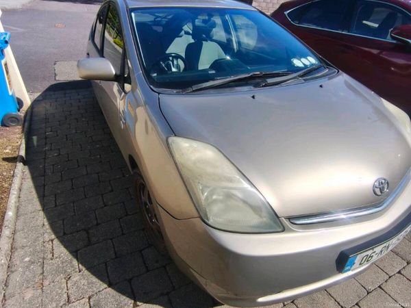 Toyota Prius Hatchback, Petrol Hybrid, 2006, Brown