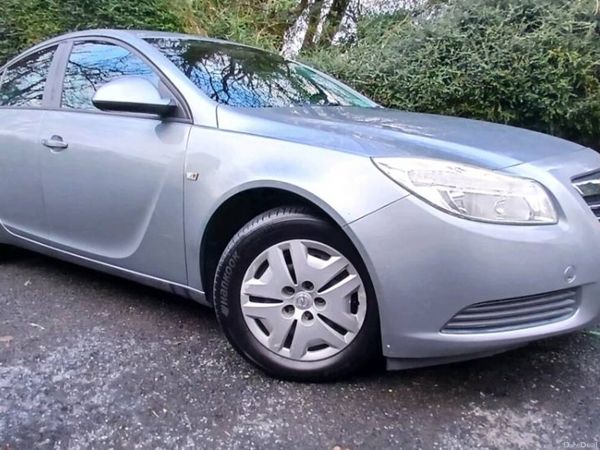 Opel Insignia Saloon, Diesel, 2010, Silver