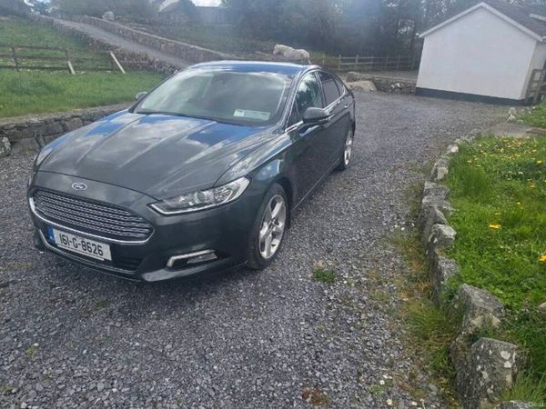 Ford Mondeo Hatchback, Diesel, 2016, Green