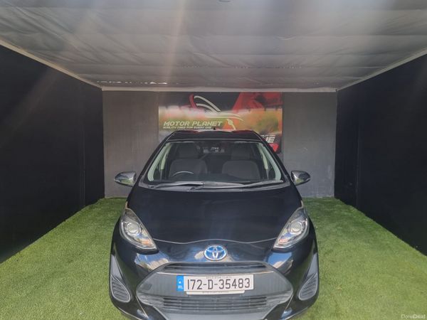 Toyota Aqua Hatchback, Petrol Hybrid, 2017, Black