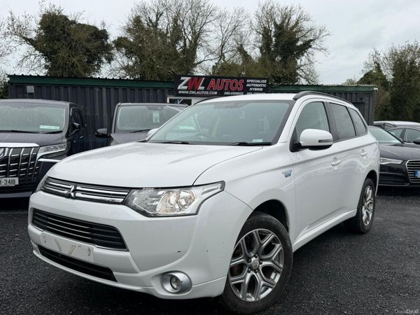 Mitsubishi Outlander SUV, Petrol Plug-in Hybrid, 2015, White